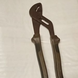 Pump Pliers some rust great working condition